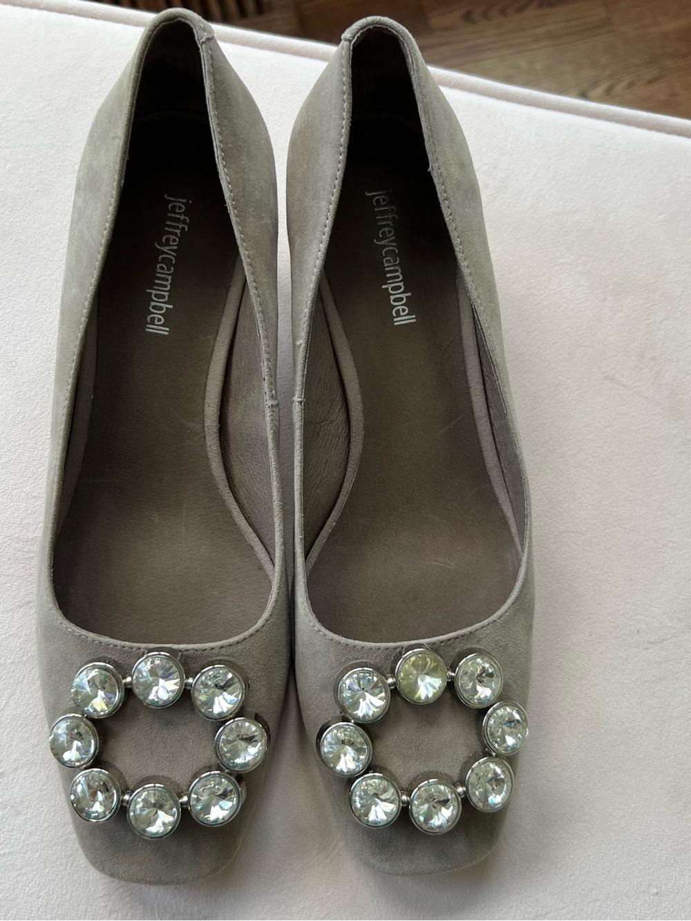 Jeffrey Campbell Gary’sJH Suede Embellished size 9